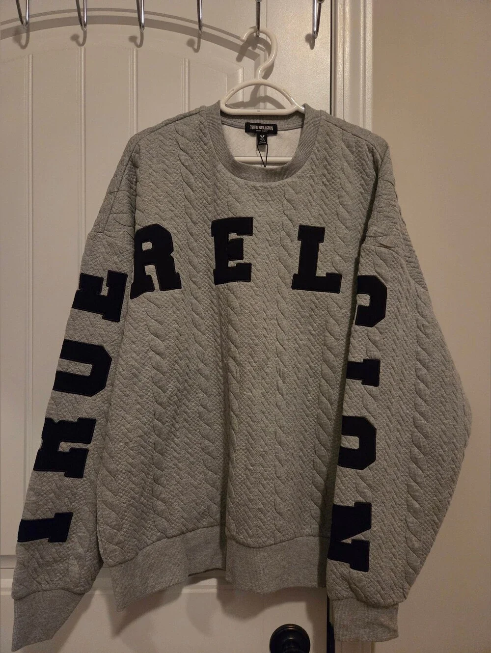 Men’s True Religion Quilted Crewneck Sweatshirt in Light Gray